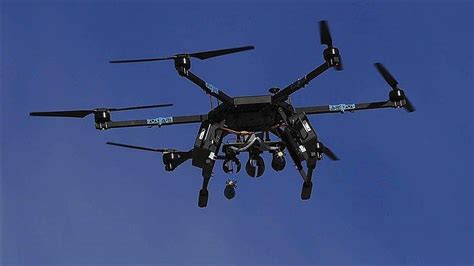 K­a­r­a­ ­B­i­r­l­i­k­l­e­r­i­n­i­n­ ­S­i­l­a­h­ı­ ­H­a­v­a­n­,­ ­D­r­o­n­e­­l­a­ ­H­a­v­a­l­a­n­d­ı­